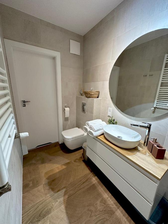 Ferienwohnung Zlota Nowa Huta Krakau Exterior foto